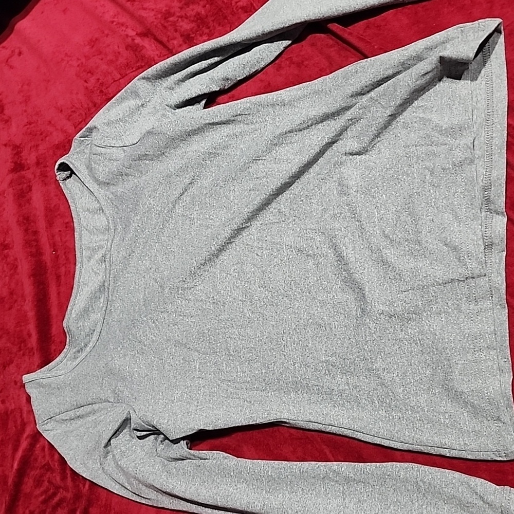 Grey jogging yoga shirt